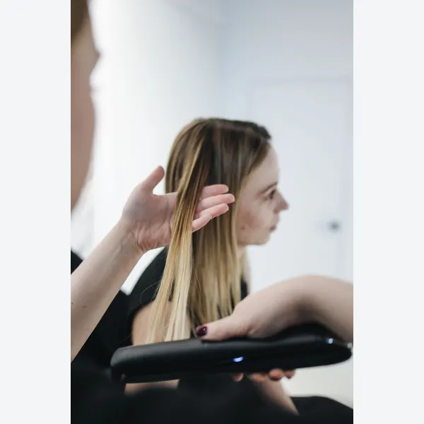 Kompakter Haarstyler